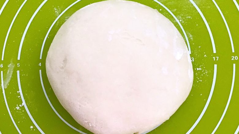 招牌煎饺,面饧好了,很柔软