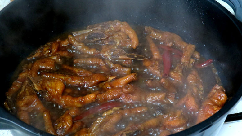 佐餐下酒菜【香卤鸡爪】,收汁