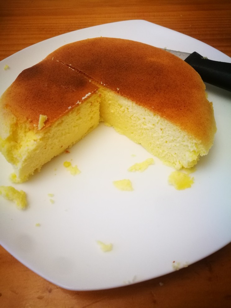 轻乳酪蛋糕,味道好极了!早餐,或下午茶,首选哦。