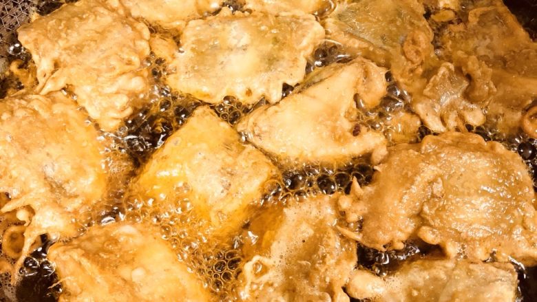 泡椒 带鱼,然后➕油，开炸