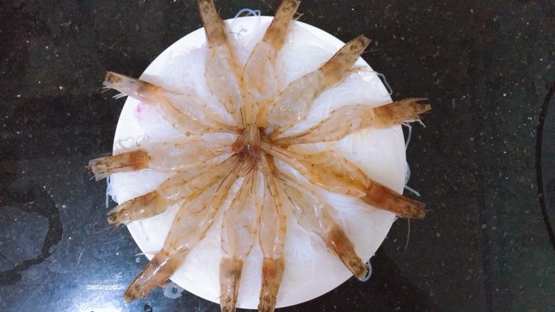 蒜蓉粉丝蒸虾,码上虾