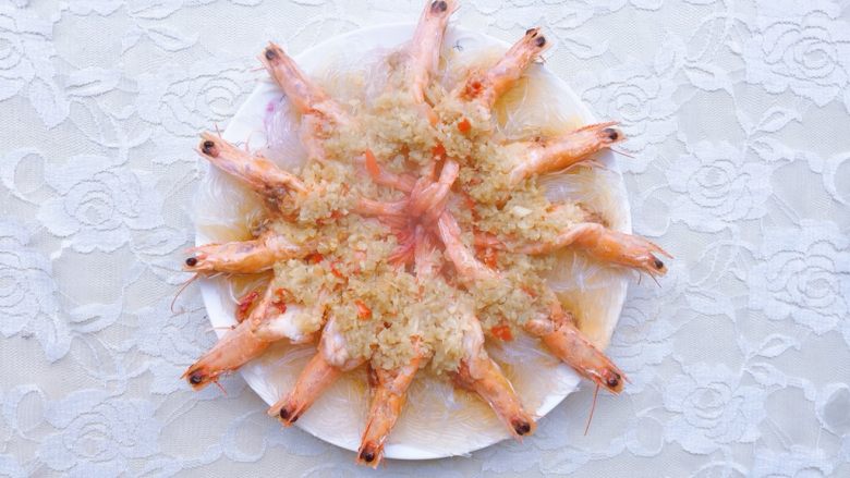蒜蓉粉丝蒸虾,成品图