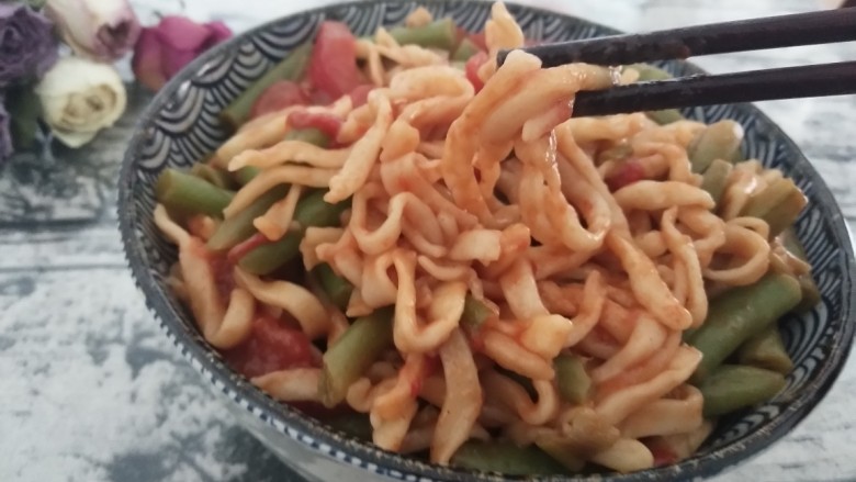 西红柿豆角焖面