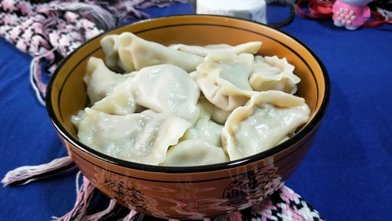 猪肉香菜灌汤水饺,成品图