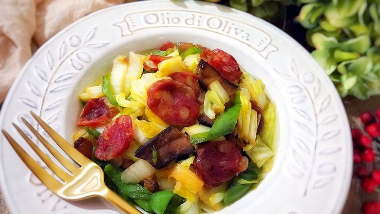 白菜炒三（腊·辣）