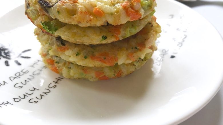 鲜虾杂蔬米饼,颜值还不错吧