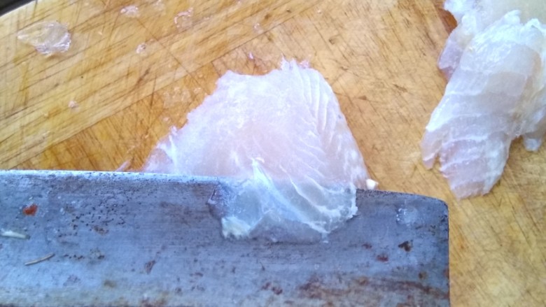 酸菜鱼,用菜刀片片