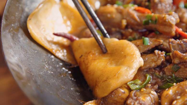 地锅鸡【曼食慢语】,直接开吃!