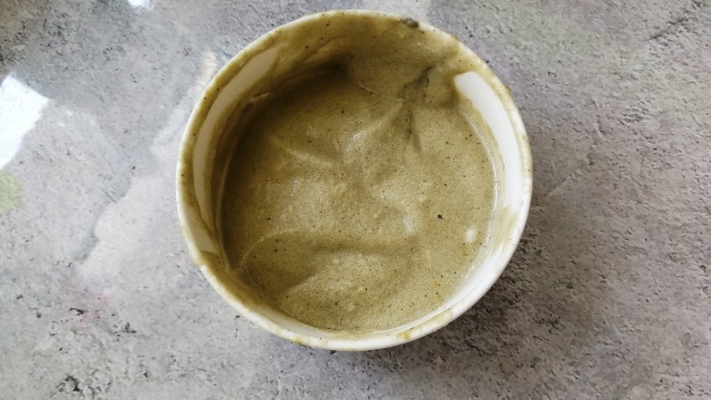 蒸着吃的双色甜甜圈米糕 好吃不上火,黑芝麻核桃味米糊,都是细腻有光泽的
