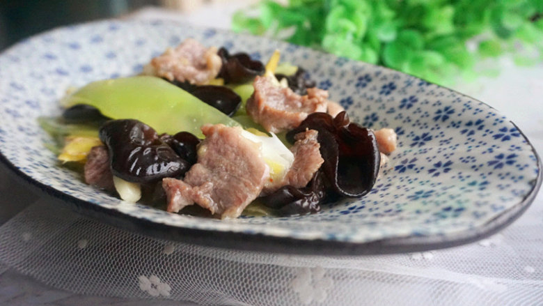 家常白油肉片