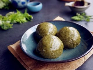 清明时节艾糍香