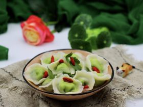 翡翠南极磷虾荠菜馄饨【宝宝辅食】