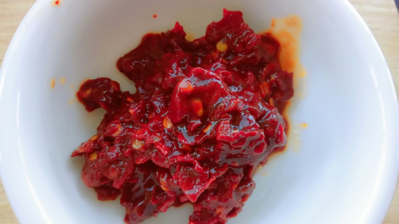麻婆豆腐(简易版),准备<a style='color:red;display:inline-block;' href='/shicai/ 46964'>郫县豆瓣酱</a>