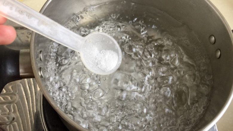请给我一碗面的幸福➕“香&香”青菜面,放少许食盐