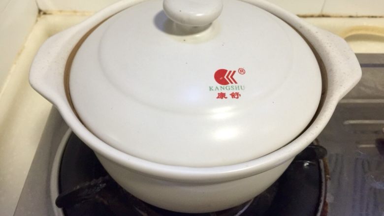 大口吃肉系列➕干豆角鸡蛋红烧肉,煮开后转小火,炖40分钟