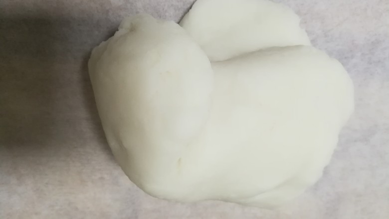一眼就倾心,让人惊艳的雪媚娘,我揉,揉,把雪媚娘揉光滑细腻,这感觉超好哦,因为它非常Q,也非常弹,真正的任你揉捏。