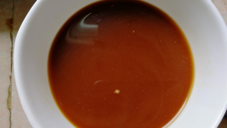 香菇油菜,再加适量的水,搅拌均匀