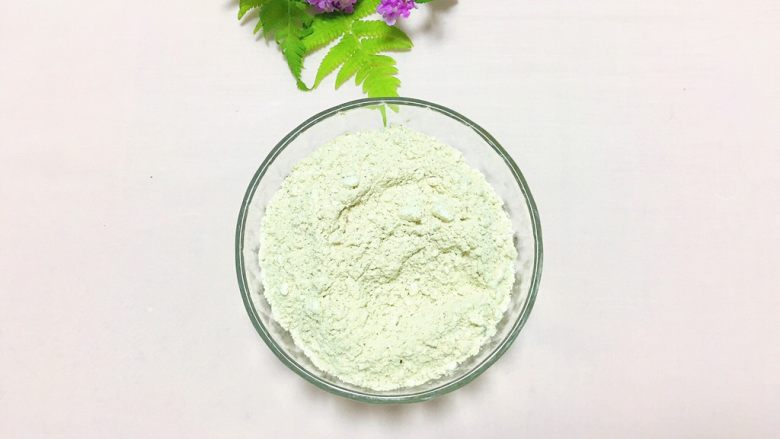 怪味蚕豆,翻炒均匀,出锅备用