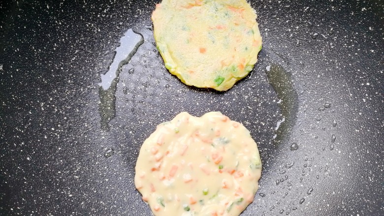 早餐饼,还可以一起煎第二个,节约时间嘛