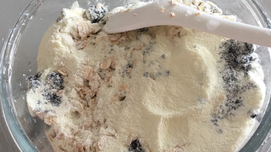 核桃牛奶芝麻麦片早餐