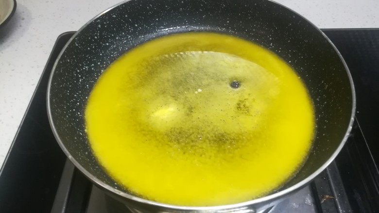 春天下午茶-抹茶雪花酥,黄油全部融化的样子,好香啊!