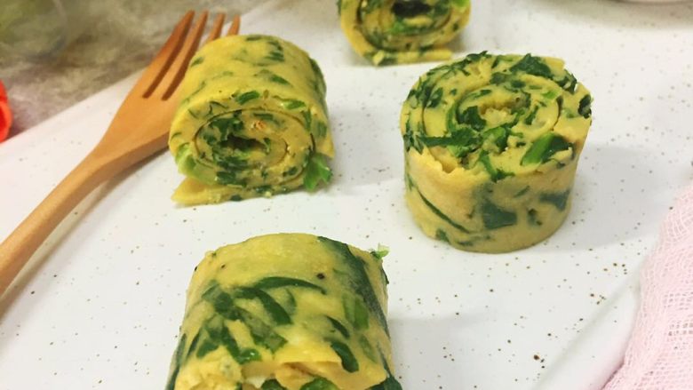油麦菜虾皮鸡蛋饼