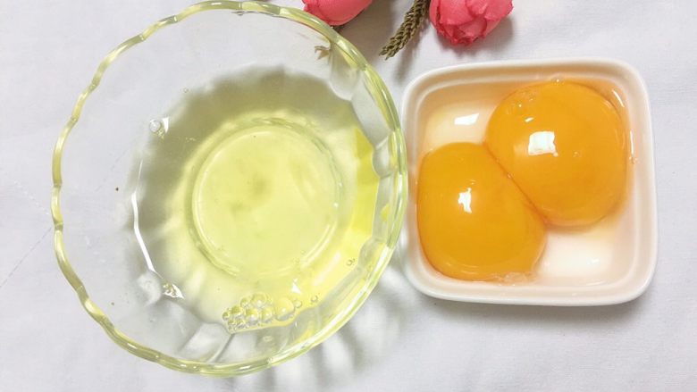 双皮奶,蛋清蛋黄分离