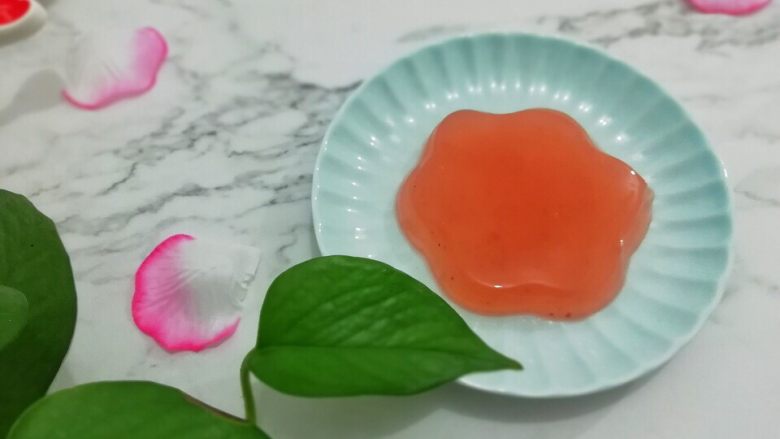 草莓凉粉,成品