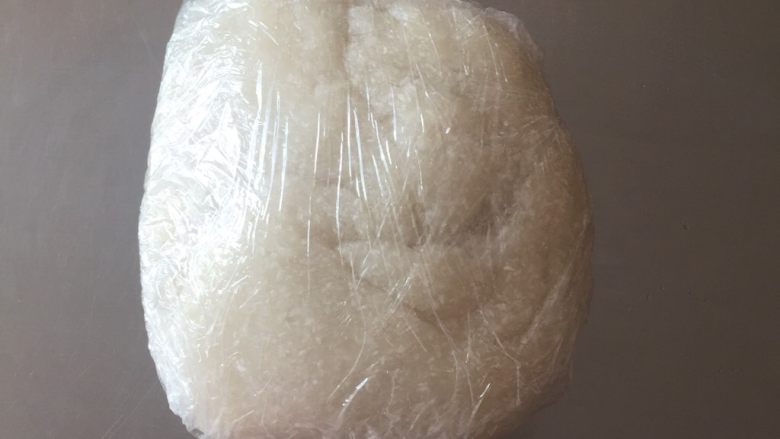 老婆饼(糯米椰蓉馅)零失败,我晾凉了用保鲜膜裹好进冷冻!
