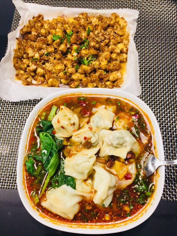 麻辣馄饨,吃