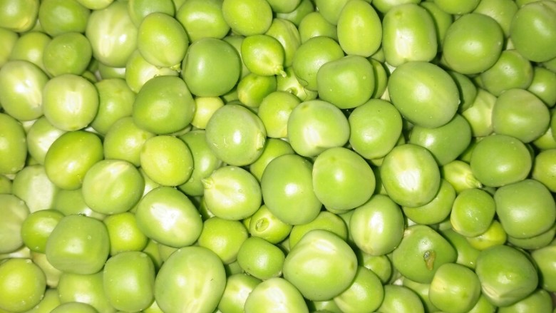 丝瓜青豆,青豆扒皮