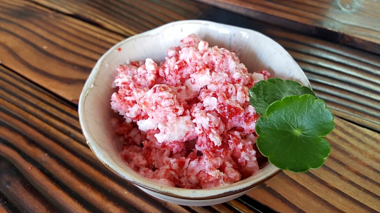 沙冰在家自己轻松做汉美驰破壁机帮你一键搞定~草莓芒果冰沙