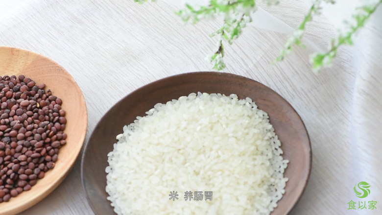 【药膳-失眠】酸枣仁改善失眠,个小,功效大,【安神粥】
|材料| 酸枣仁15克 米75克