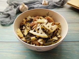   春笋酸菜炒五花肉&吃出春天的味道