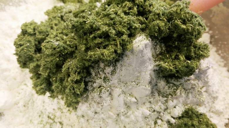 艾草相思酥,加入粉类(泡打粉可以不加)