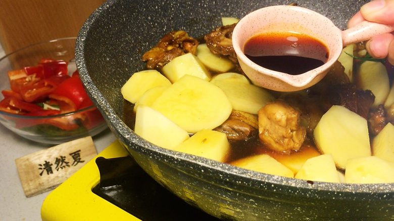 飘香大盘鸡,2大勺酱油
