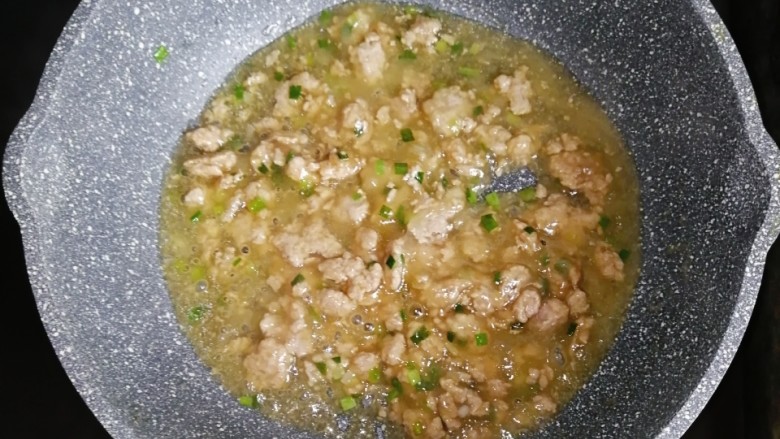 肉酱土豆泥,微黏程度的肉酱