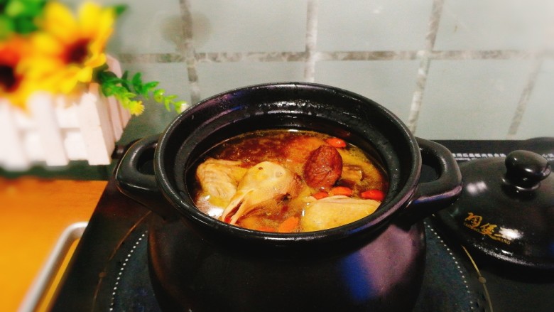 辅食计划+乳鸽红菇汤,鸽子汤煲好了,香香哒