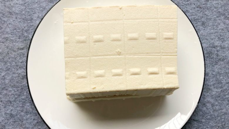 家常豆腐,<a style='color:red;display:inline-block;' href='/shicai/ 465'>豆腐</a>500g