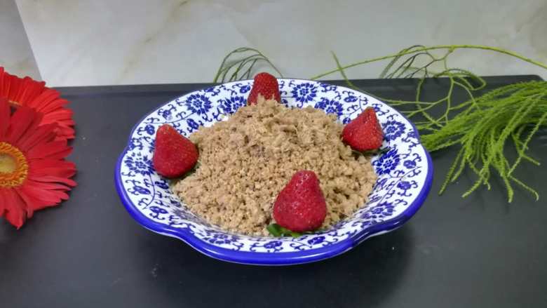 又见肉松,香喷喷的,可以做馅,更可以做菜的无添加,健康美味的肉松就做好啦。