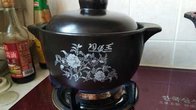 爆裂纹茶叶蛋,早餐来两个。,想要吃的时候在加热下。