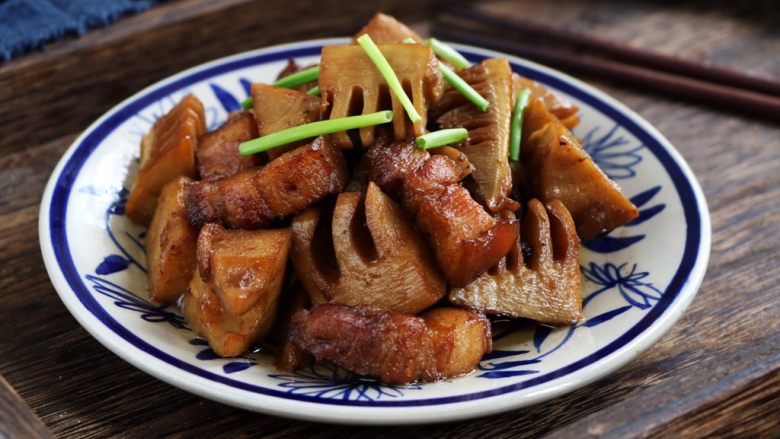 春笋炒肉,超级美味;