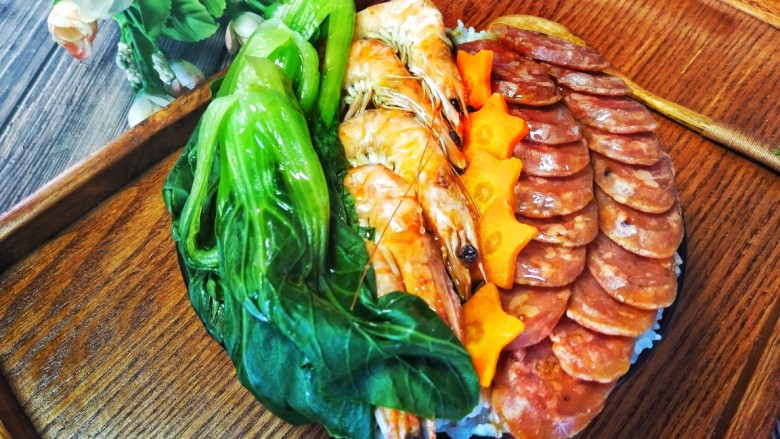 大食量~腊肠+大虾双拼饭