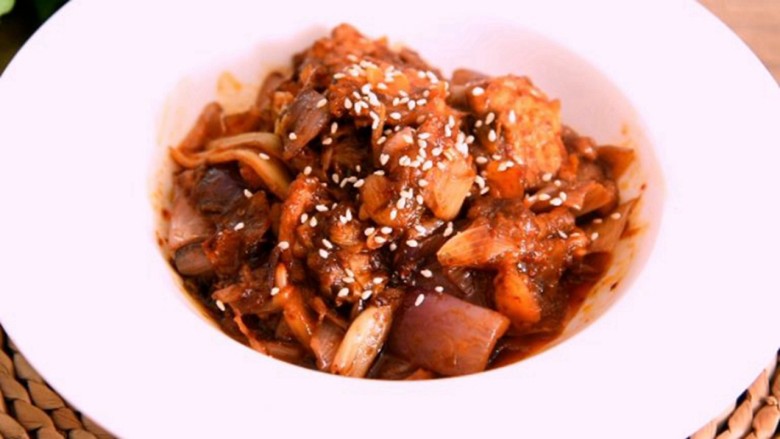 惹味晚餐泡菜炒五花肉，开胃下饭，告诉你今天吃什么好吃