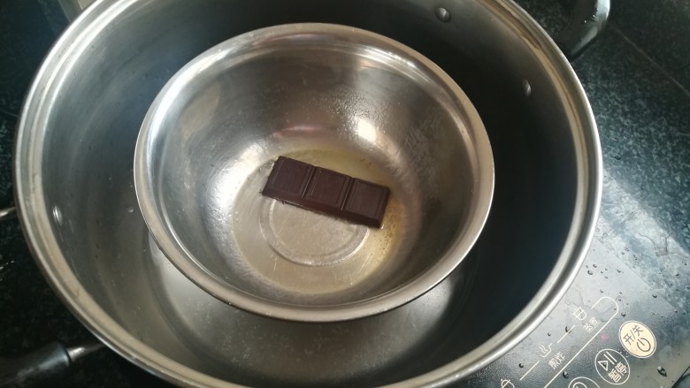 神奇的玛德琳,黑巧克力隔水融化