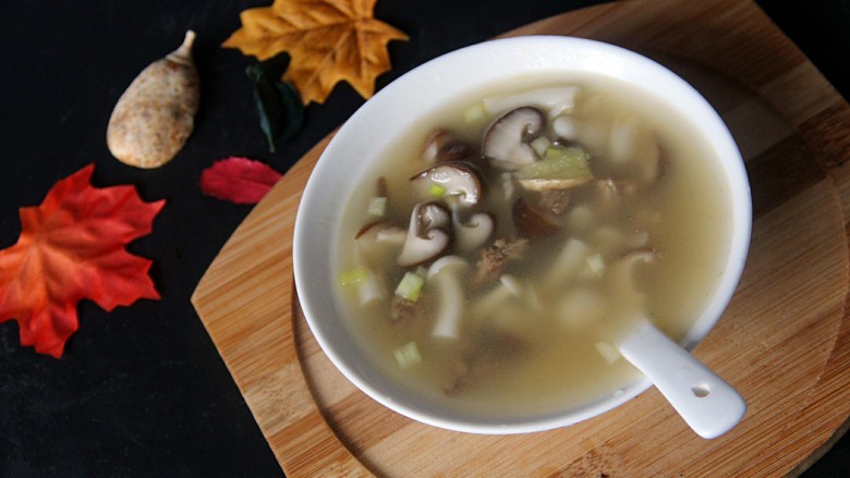 菌类料理～杂菌汤