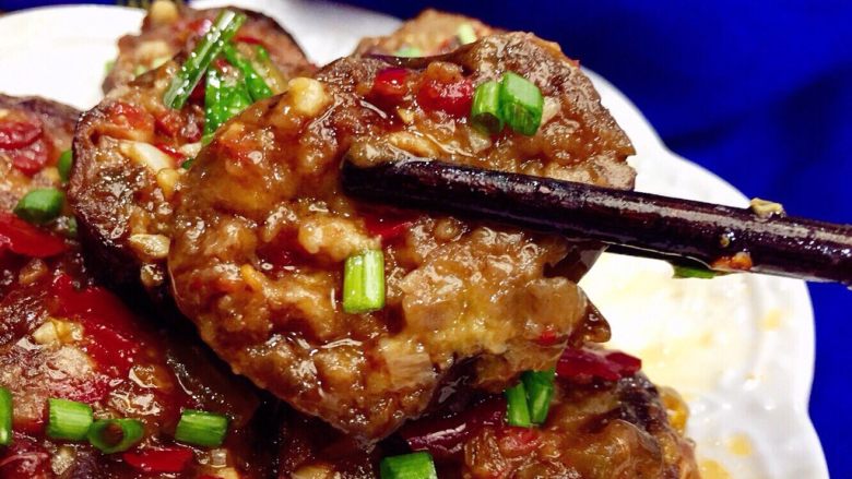 酸辣开胃茄夹盒,酸辣味,来一块,软软糯糯太美味了