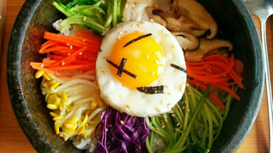 石锅拌饭