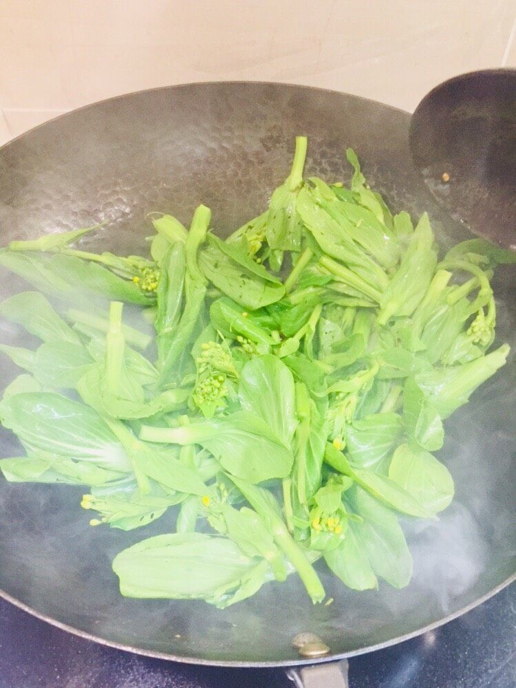 炒菜心,下菜