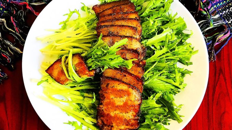 苦菊卷黑椒腊肉